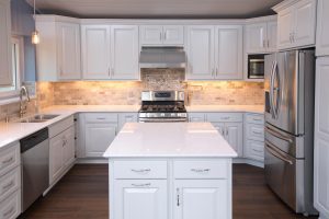 5 Tips for Choosing Kitchen Backsplash Tile - The Cabinet Store ...