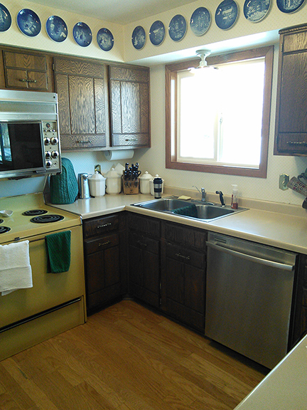 Apple Valley Kitchen Remodel BEFORE