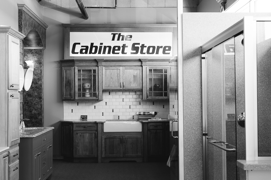 The Cabinet Store + Culina Design Showroom Apple Valley MN