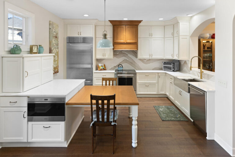 Apple Valley Transitional Kitchen Remodel